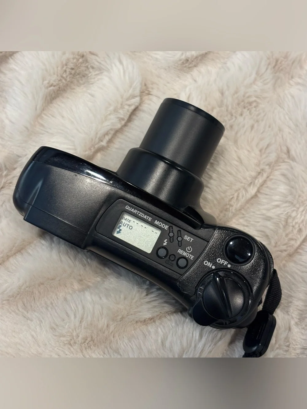 Olympus Superzoom 760 Auto Focus 35-76mm Film Camera
